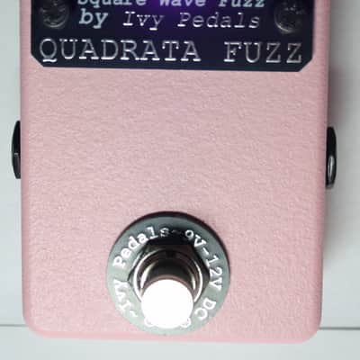 Ivy Pedals Quadrata Fuzz Deluxe - PINK / BLACK 2026 image 7