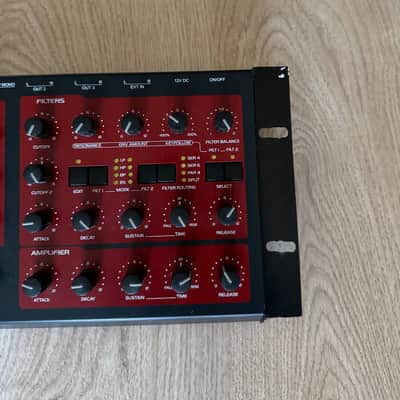 Access Virus B Desktop Digital Synthesizer 1999 - 2002 - Black / Red image 2