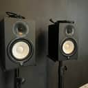Yamaha HS7s + Auray TMS-135