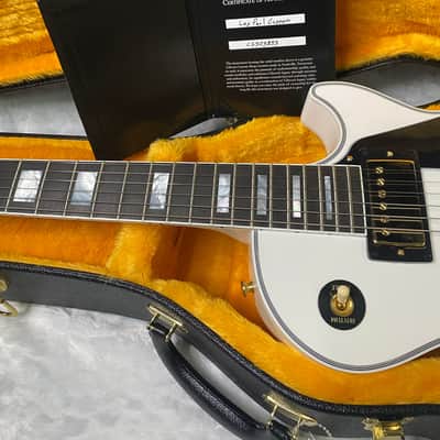 NEW! Gibson Les Paul Custom - Alpine White - Ebony Board - Authorized Dealer - Only 9.9lbs - G06454 image 12