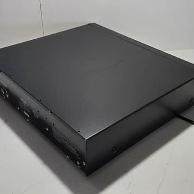 Sony CDP-CE500 2012 - Black image 10