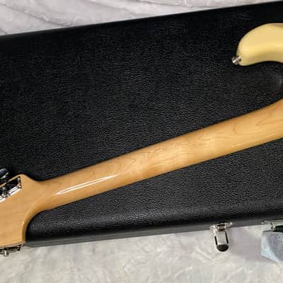 NEW! Fender Custom Shop '68 Reissue Stratocaster DLX - Closet Classic - Aged Vintage White - Handwound Pick-Ups - 7.8lbs - Authorized Dealer - G07637 image 11