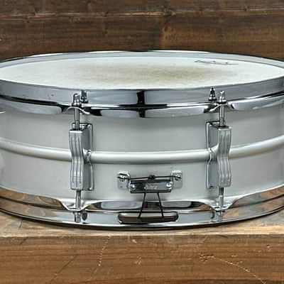 1970s Ludwig No. 404 Acrolite 5x14 8-Lug Aluminum Snare Drum image 7