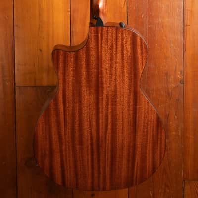 Taylor 324ce Baritone-6 LTD image 4
