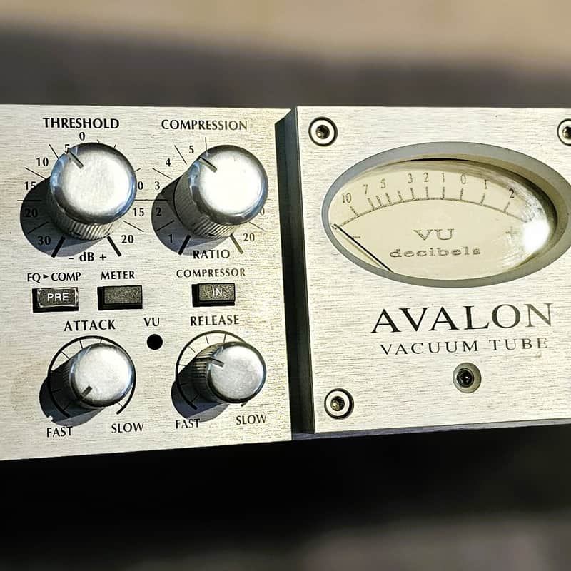 2006 Avalon VT-737sp Tube Channel Strip Silver