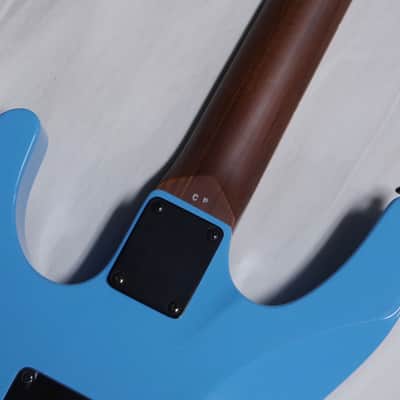 Dean Modern 24 Floyd electric guitar Roasted Maple Vintage Blue w/ Hard CASE - B-stock image 7