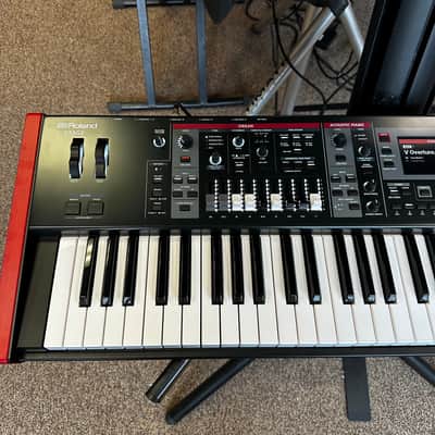 Roland V-Stage 76 Digital Stage Piano 2025 - Present - Black image 7