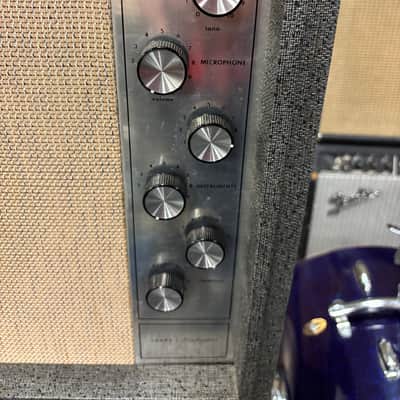 Vintage Silvertone 1482 1960’s Tube Amp with original Footswitch image 2
