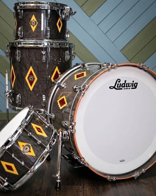 Ludwig 110th Anniversary Legacy Mahogany 13/16/22/6.5x14 4pc. Drum Kit Charcoal w/Diamond Flash Inlay 2019 - Diamond Flash Charcoal image 1