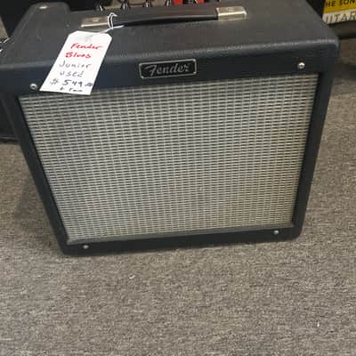 Fender Blues Junior 15-Watt 1x12" Guitar Combo 2002 - 2010 - Black image 1