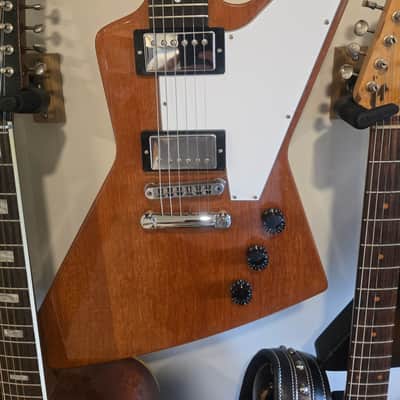 Gibson Explorer Antique Natural image 5