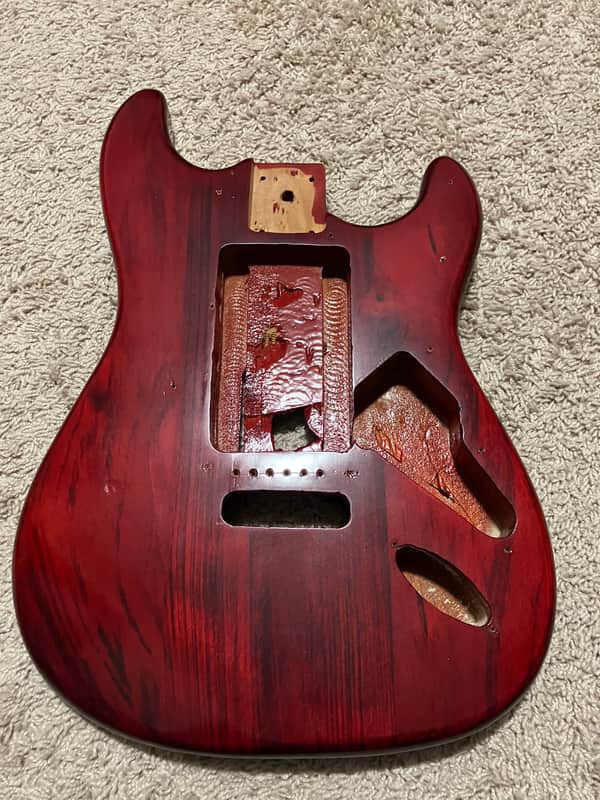Unmarked Strat style body image 1
