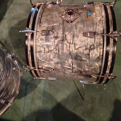 Ludwig 3 Piece Drum Shell Pack 1970's 9x13,14x16, and 14x20- Sky Blue Pearl image 5