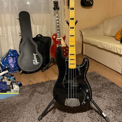 Squier Classic Vibe '70s Precision Bass 2015 - Present - Black image 1