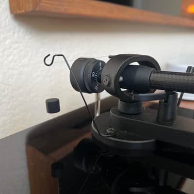 Pro-Ject Debut Carbon Turntable Sumiko Pearl Cartridge + Herbie's Mat Excellent image 9
