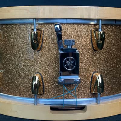 Yamaha MSD1470EJ Elvin Jones Signature 14x7" Maple Snare Drum with Wood Hoops, Gold Hardware 2000s - Gold Sparkle image 8