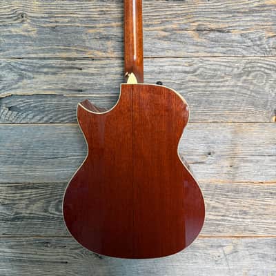 Used Taylor 2009 Custom Grand Auditorium Natural OSHC image 7