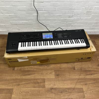 Korg Kronos 3: 73 Key Music Workstation; Serial No: 727 | Second Hand