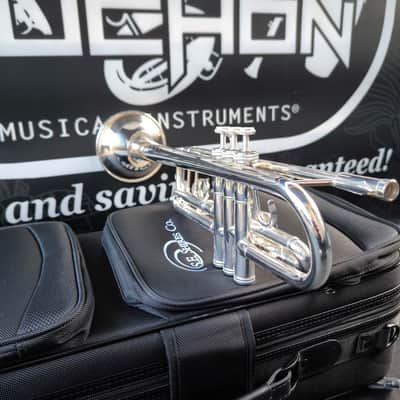S.E. Shires TRQ10S Series Silver Trumpet - professional image 5