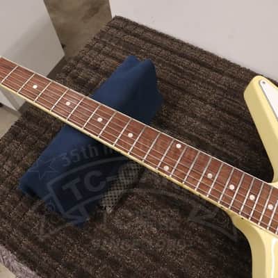 Gibson Explorer image 10