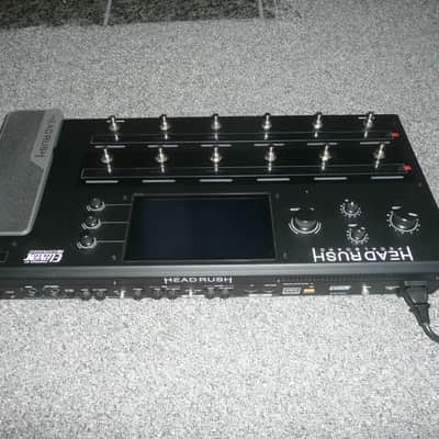 Headrush Multi-Effects Pedalboard 2010s - Black image 4