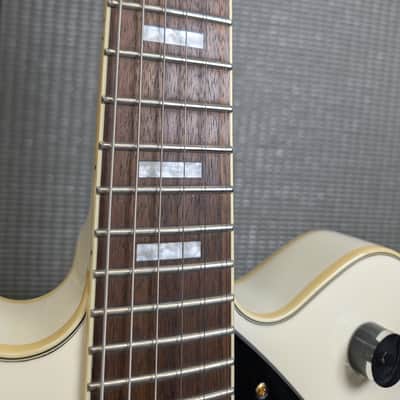 Gretsch G2627TG Streamliner Center Block 3-Pickup 2020 - 2021 - White image 15
