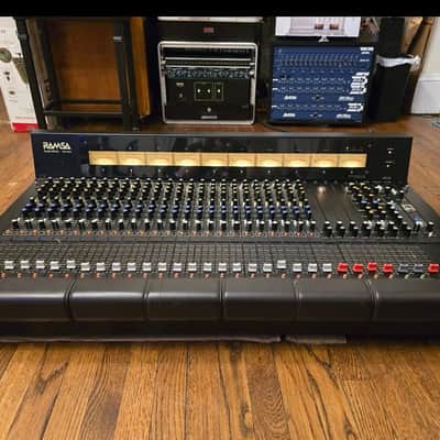 Ramsa WR-T812 12-Channel 8 Bus Mixer w/ Meter Bridge & Roadcase