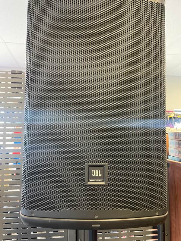JBL EON715 2-Way 1300-Watt Powered Loudspeaker 2021 - Present - Black image 1