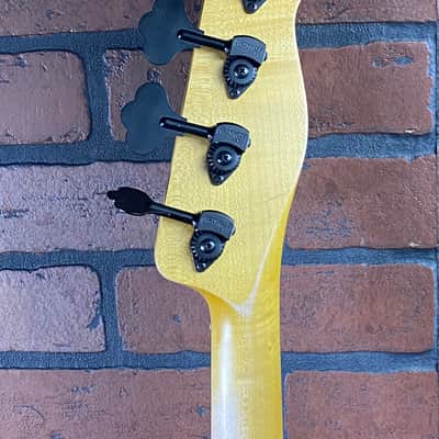 Woodcraft Electric Guitars Retro-Modified Bobcat 4 Relic Sunburst Custom Bass 34" Scale image 7