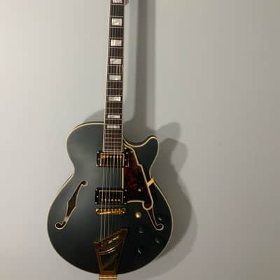 D'Angelico Deluxe SS Semi-Hollow body Susan Tedeschi owned guitar image 3