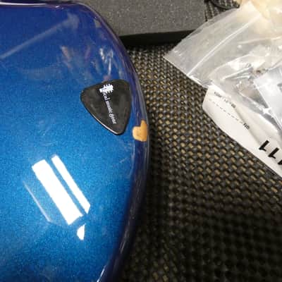 Ernie Ball Music Man Stingray HH 2006 - Pearl Blue image 12