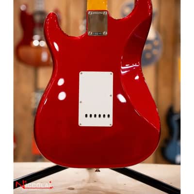 FENDER American Vintage II 1965 Stratocaster, Round-Lam Rosewood Fingerboard, Candy Apple Red image 19