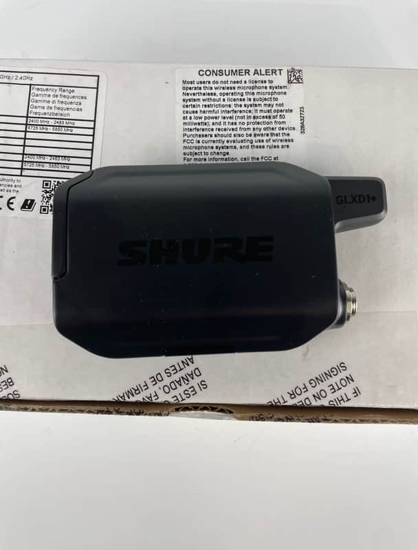Shure GLXD1+ Dual Band Bodypack Wireless Microphone Transmitter, Z3 Band image 1
