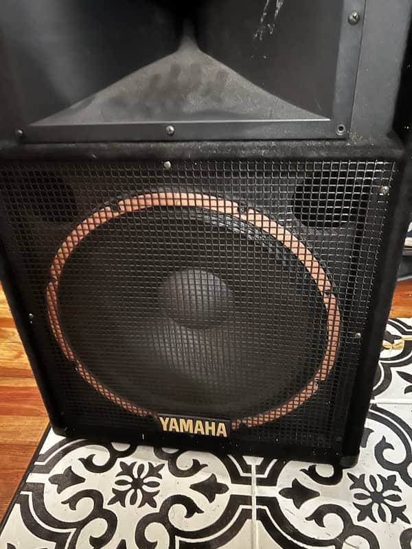 Yamaha S115IV Passive Speaker | Reverb Italia