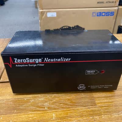 ZeroSurge 8R15W - 8 Outlet Plug-in Surge Protector image 2