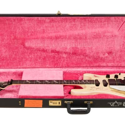 Steve Vai's 1986 Hamer JEM Prototype "Monkey Grip Guitar" incl. Signed Letter of Authenticity - Pre Ibanez - Collector Alert! image 3