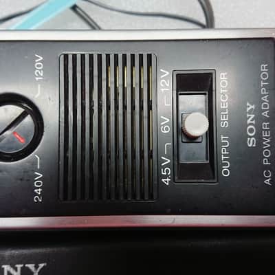 Sony WM-D6C Walkman Professional / Stereo Cassette-Corder - Perfect with the following original accessories: Sony AC-122 AC Power Adaptor / dedicated Sony Dynamic Stereo Headphones MDR-51 image 2