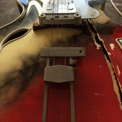 Wandré BB with tremolo (very rare) 1960 Black-Yellow-red with smoke patterns image 20