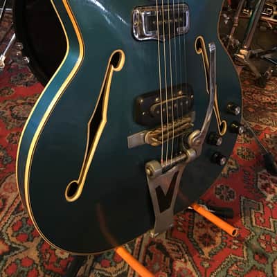 1967 Fender Coronado II - Lake Placid Ice Blue Metallic image 2