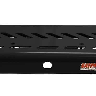 Gator Cases - GPB-LAK-1 - Black Aluminum Pedal Board; Small w/ Carry Bag image 4