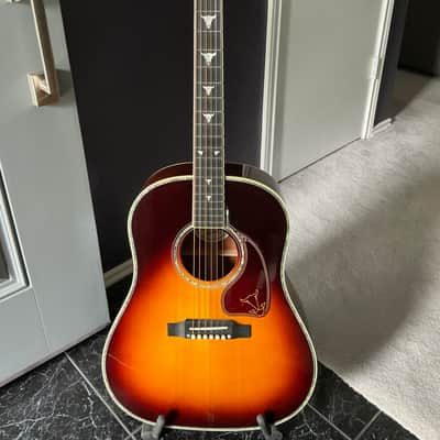 Gibson J-45 Custom Shop 30th Anniversary Gibson Montana Sunburst Dead Mint image 1