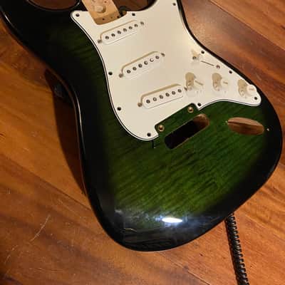 Fender Player Strat Stratocaster Flame Maple Plus Top Green Burst Alder Body image 12