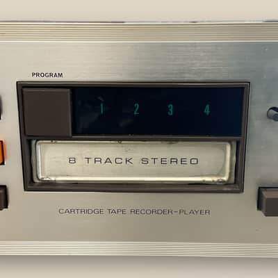 Realistic  TR-801 1970’s 8-track player image 4