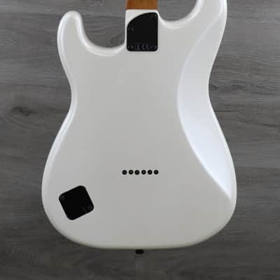 Squier Contemporary Stratocaster Special HT Pearl White image 6