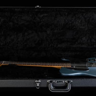 Fender Chrissie Hynde Telecaster Rosewood Fingerboard Ice Blue Metallic (717) image 7