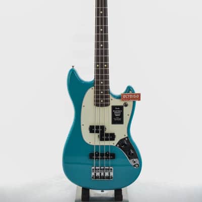 Fender Player II Mustang Bass PJ 2024 - Present - Aquatone Blue image 2