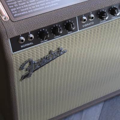 FENDER '62 Super Amp Reissue 2-Channel 40-Watt 2x10" Guitar Combo Brown / Wheat Bild 4