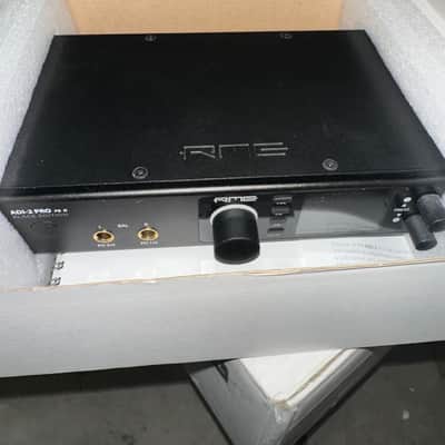 RME ADI-2 PRO FS R Black Edition AD/DA Converter  Black image 1