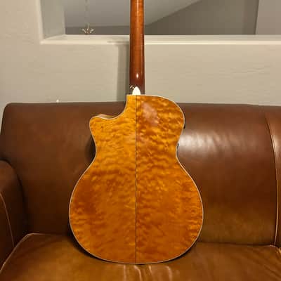Taylor 614ce with Fishman Electronics 1999 - 2002 - Natural image 4