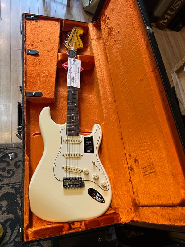 NEW UNPLAYED! Fender American Vintage II '73 Stratocaster with Rosewood Fretboard- Olympic White image 1